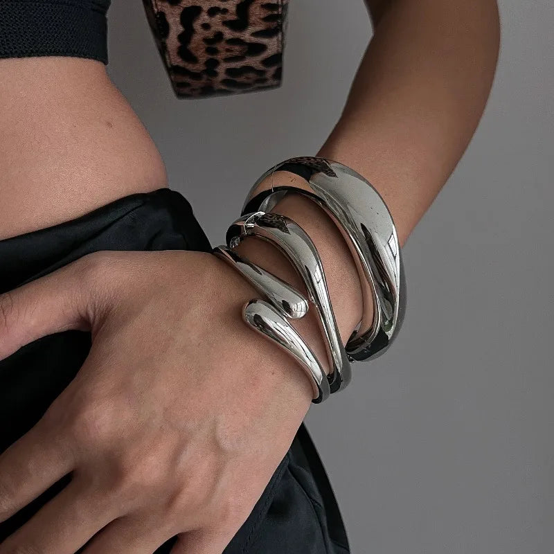 Tee-Von Silver Swirl Cuff